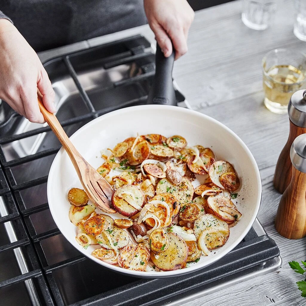 Greenpan Rio Ceramic Nonstick 8" & 10" Open Frypan Set | Black 5 Greenpan Rio Ceramic Nonstick 8" & 10" Open Frypan Set | Black - Image 5