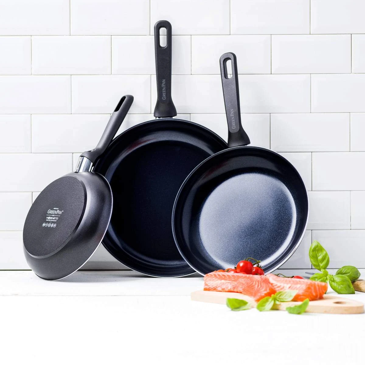 Memphis<br> 3pc Cookware Sets, Black - 20, 24 & 28cm 2 Memphis<br> 3pc Cookware Sets, Black - 20, 24 & 28cm - Image 2