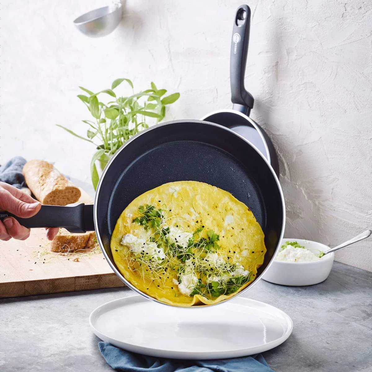 Torino<br> Frying Pan, Black - 20cm 2 Torino<br> Frying Pan, Black - 20cm - Image 2