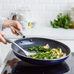 Blue Diamond<br> Classic 26cm Frypan 10 Blue Diamond<br> Classic 26cm Frypan -Chic Kitchen Utensils CC002737 001 Blue Diamond Blue Diamond Classic 26cm Frypan 4 996a8b65 c57a 46af 8055 e95db4d0d9d6