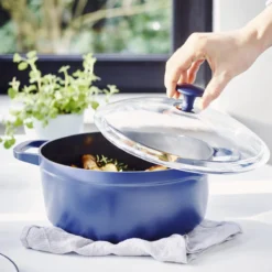 Blue Diamond<br> Dutch Oven, 26cm -Chic Kitchen Utensils CC003732 001 Blue Diamond Blue Diamond 5 5QT Dutch Oven 3 efd0fff2 6c6d 4e8d a47e d77b0f7960b4