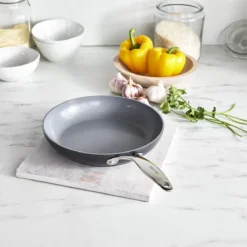 Valencia Pro<br> Frying Pan, Grey - 26cm 12 Valencia Pro<br> Frying Pan, Grey - 26cm -Chic Kitchen Utensils CC003759 001 Valencia Pro VALENCIA PRO FRYING PAN GREY 26CM 4 46a19023 6ebc 45b1 af61 63b5ba6d98a0