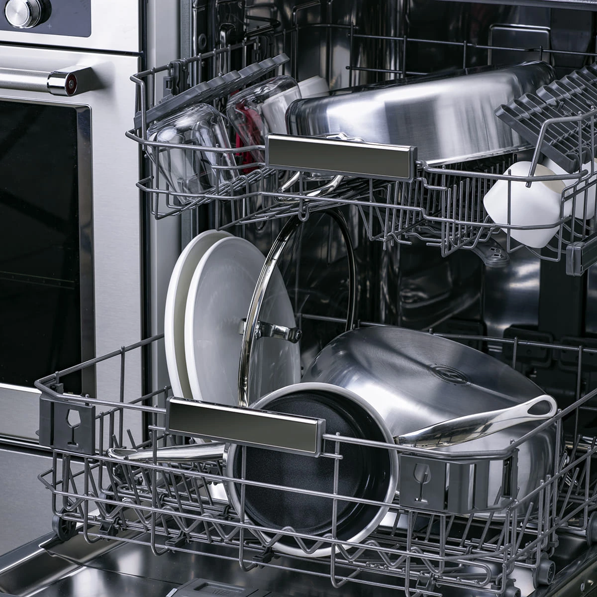 Premiere<br> Saucepan With Lid, Stainless Steel - 20cm 10 Premiere<br> Saucepan With Lid, Stainless Steel - 20cm - Image 10