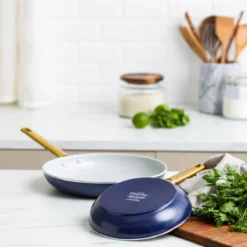 Padova<br> FRYING PAN, DARK BLUE - 24CM -Chic Kitchen Utensils CC004982 013 Padova PADOVA FRYING PAN DARK BLUE 24CM 4 87a9df5d 6034 471e 911a feac0fb5484d