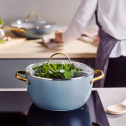 Padova<br> STOCK POT WITH LID, SMOKEY SKY BLUE - 24CM -Chic Kitchen Utensils CC006187 001 Padova STOCK POT WITH LID SMOKEY SKY BLUE 24CM 6 9782651c d58a 4903 b182 1e0a5e08f745