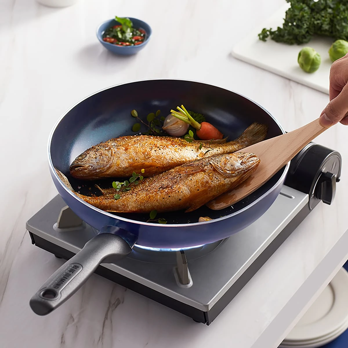 Blue Diamond<br> Deep Frying Pan - 24cm 2 Blue Diamond<br> Deep Frying Pan - 24cm - Image 2