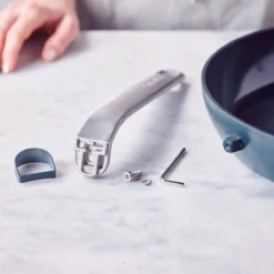 Evolution<br> Wok, Pine Green - 28cm -Chic Kitchen Utensils CC006392 001 Evolution Wok Pine Green 20cm 5