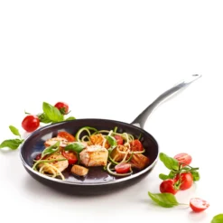 Royal<br> Frying Pan Black - 30cm -Chic Kitchen Utensils CC007266 016 Royal ROYAL FRYING PAN BLACK 30CM 5 4e9f4e68 8eb2 4d72 92d1 ed0a21c5461e