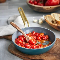 Stanley Tucci™<br> Ceramic Non-Stick 20CM Frypan | Venetian Teal 10 Stanley Tucci™<br> Ceramic Non-Stick 20CM Frypan | Venetian Teal -Chic Kitchen Utensils CC007793 102 Tucci Stanley Tucci Ceramic Non Stick 20cm Frypan Venetian Teal 5 910a4194 b9e8 4b2c 8497 8d6917caaf45