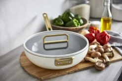 Stanley Tucci™<br> Ceramic Non-Stick 33cm Essential Stanley Pan | Carrara White 16 Stanley Tucci™<br> Ceramic Non-Stick 33cm Essential Stanley Pan | Carrara White -Chic Kitchen Utensils CC007803 102 Tucci Stanley Tucci Ceramic Non Stick 33cm Essential Stanley Pan Carrara White 8 f66f6428 8af5 46eb a263 463c89ee1db9