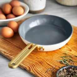 Stanley Tucci™<br> Ceramic Non-stick 20cm And 26cm Frypan Set | Carrara White -Chic Kitchen Utensils CC007807 102 Tucci Stanley Tucci Ceramic Non Stick 20cm and 26cm Frypan Set Carrara White 5 1d349b62 b6a5 4db9 8da5 33012e4427ff