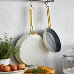 Stanley Tucci™<br> Ceramic Non-stick 11-Piece Cookware Set | Carrara White -Chic Kitchen Utensils CC007808 102 Tucci Stanley Tucci Ceramic Non Stick 11 Piece Cookware Set Carrara White 7 46d96295 cc65 4a61 bc21 fb3418bdd123