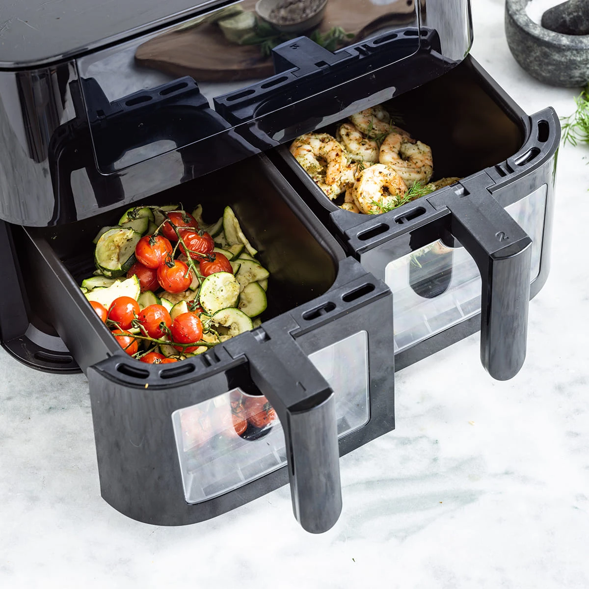 Bistro<br> XXL Dual Zone Air Fryer - Black 8 Bistro<br> XXL Dual Zone Air Fryer - Black - Image 8