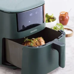 Bistro<br> XXL Coloured Air Fryer - Pine Green 15 Bistro<br> XXL Coloured Air Fryer - Pine Green -Chic Kitchen Utensils CC009007 001 Air Fryer Bistro Airfryer 7 2L Pine Green 6 14f2833e ebc0 4076 b1e8 eafa3a731641
