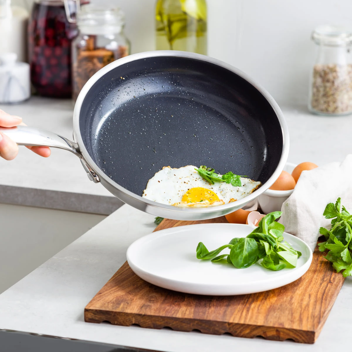 Premiere<br> Frying Pan, Stainless Steel - 30cm 3 Premiere<br> Frying Pan, Stainless Steel - 30cm - Image 3