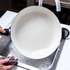 GreenPan Rio 13.5" Great Big Frypan With Helper Handle Black -Chic Kitchen Utensils GUEST 26029bfa eb1c 4112 92f8 3ac66171692f