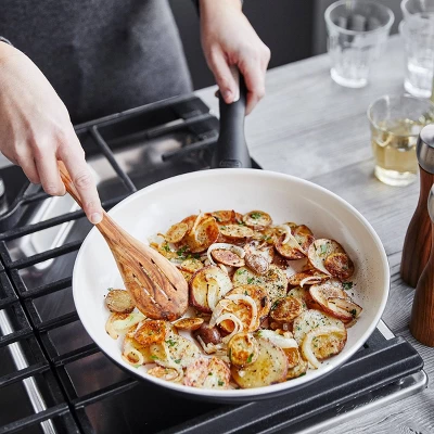 GreenPan Rio 12" Ceramic Non-Stick Frying Pan Black 4 GreenPan Rio 12" Ceramic Non-Stick Frying Pan Black - Image 4